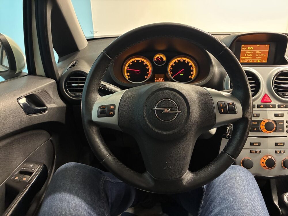 Opel Corsa 11
