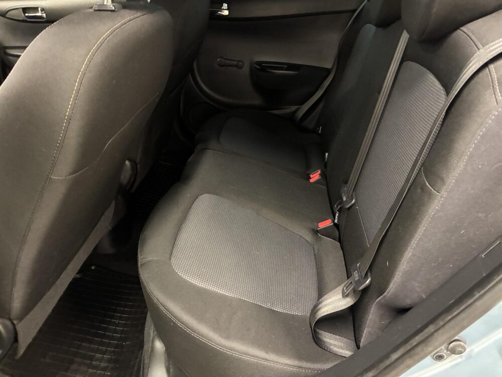 Hyundai i20 8