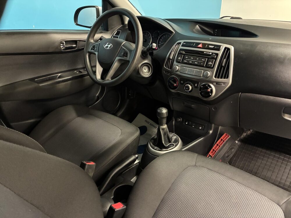 Hyundai i20 12