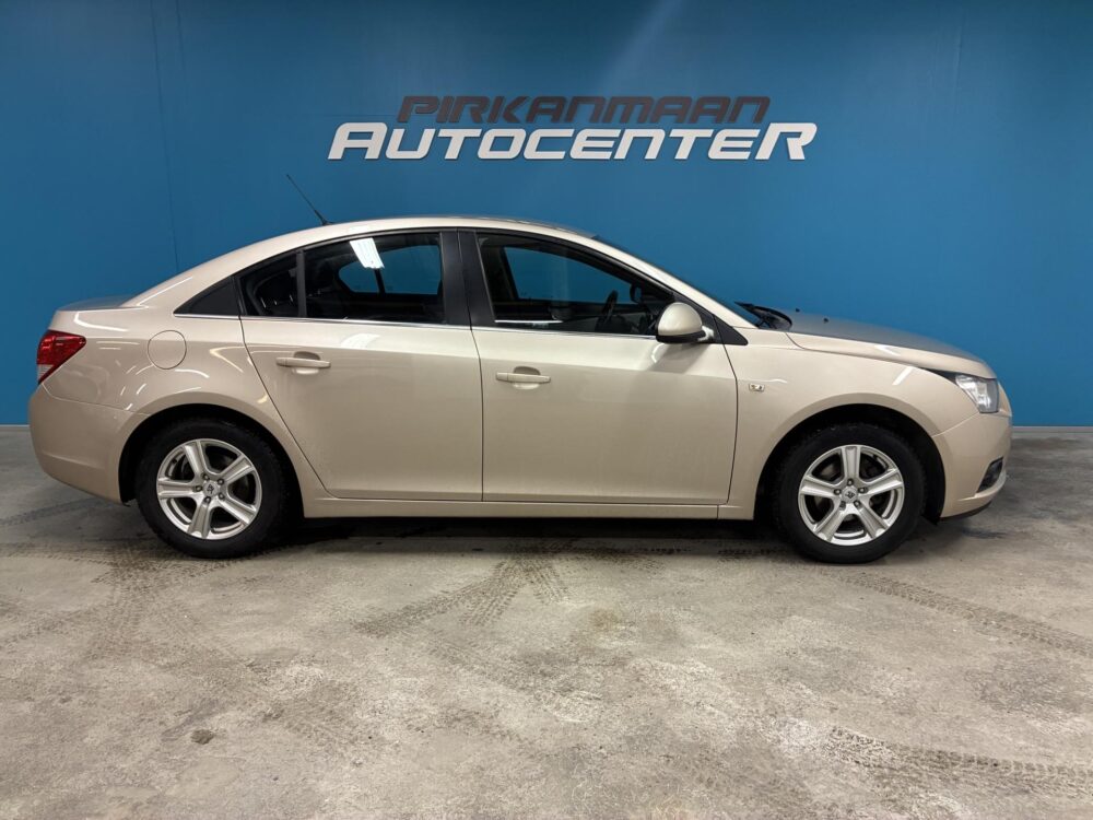 Chevrolet Cruze 5