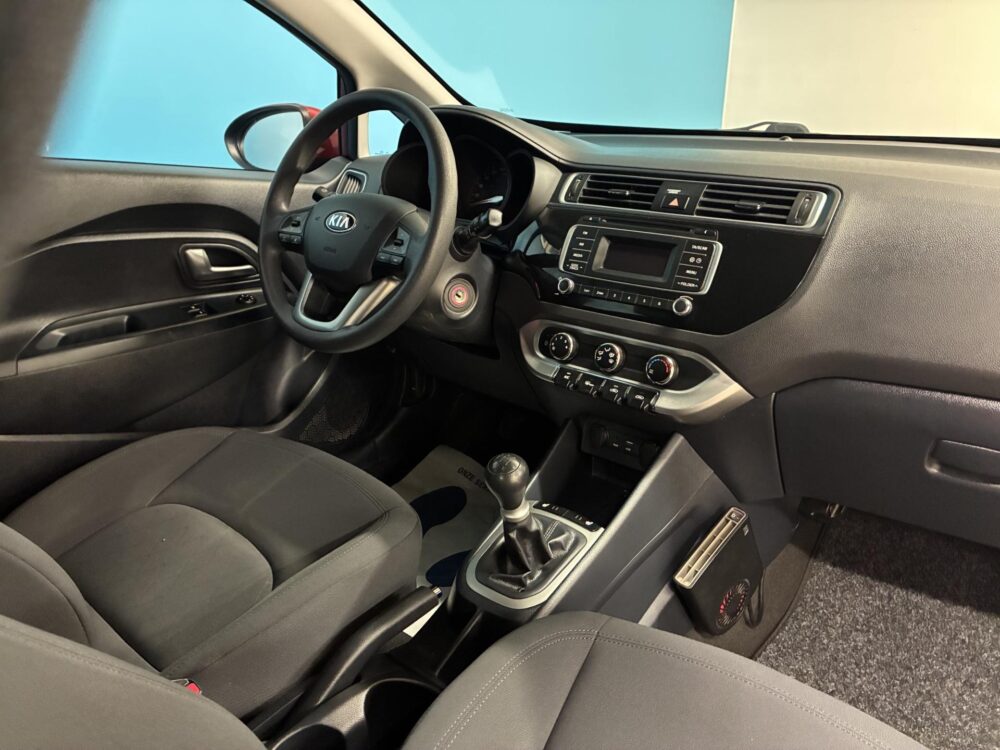 Kia Rio 12
