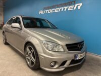 Mercedes-Benz C 63 AMG 6