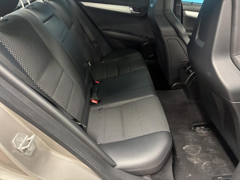 Mercedes-Benz C 63 AMG 12