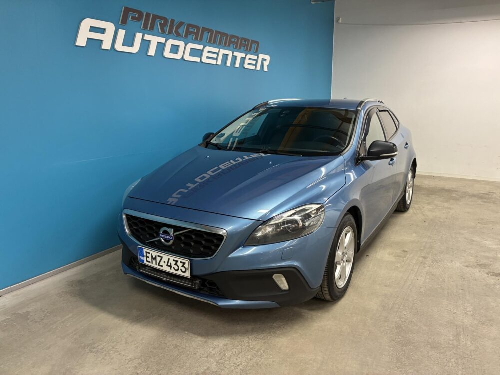 Volvo V40 Cross Country 1