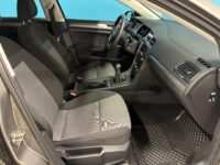 Volkswagen Golf 9