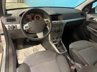 Opel Astra 12