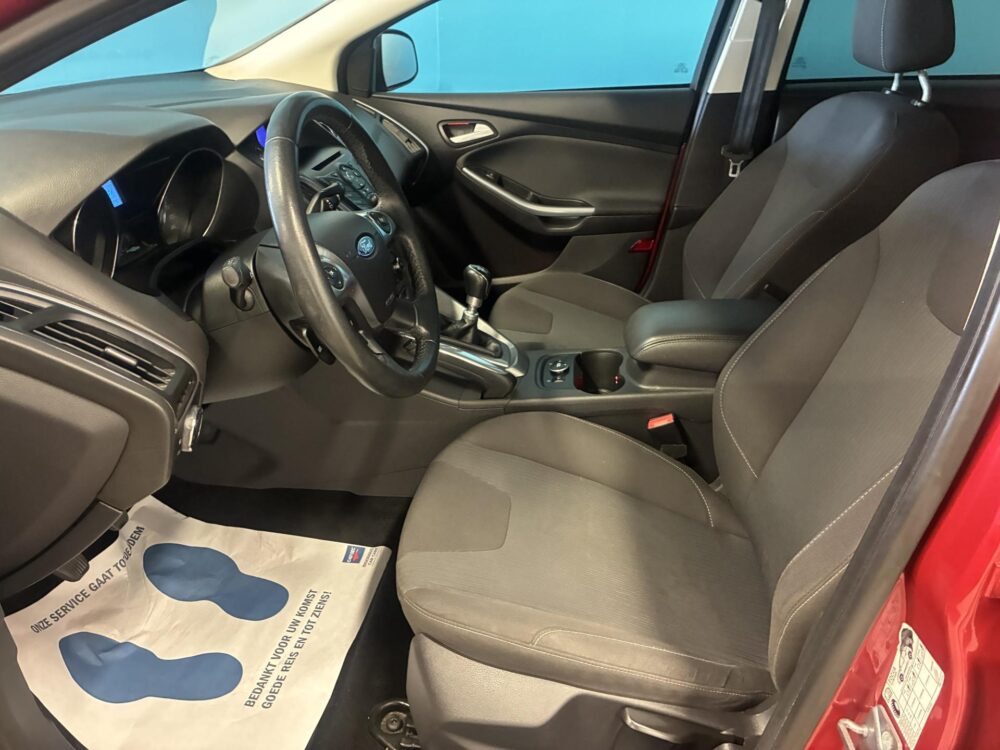 Ford Focus 7