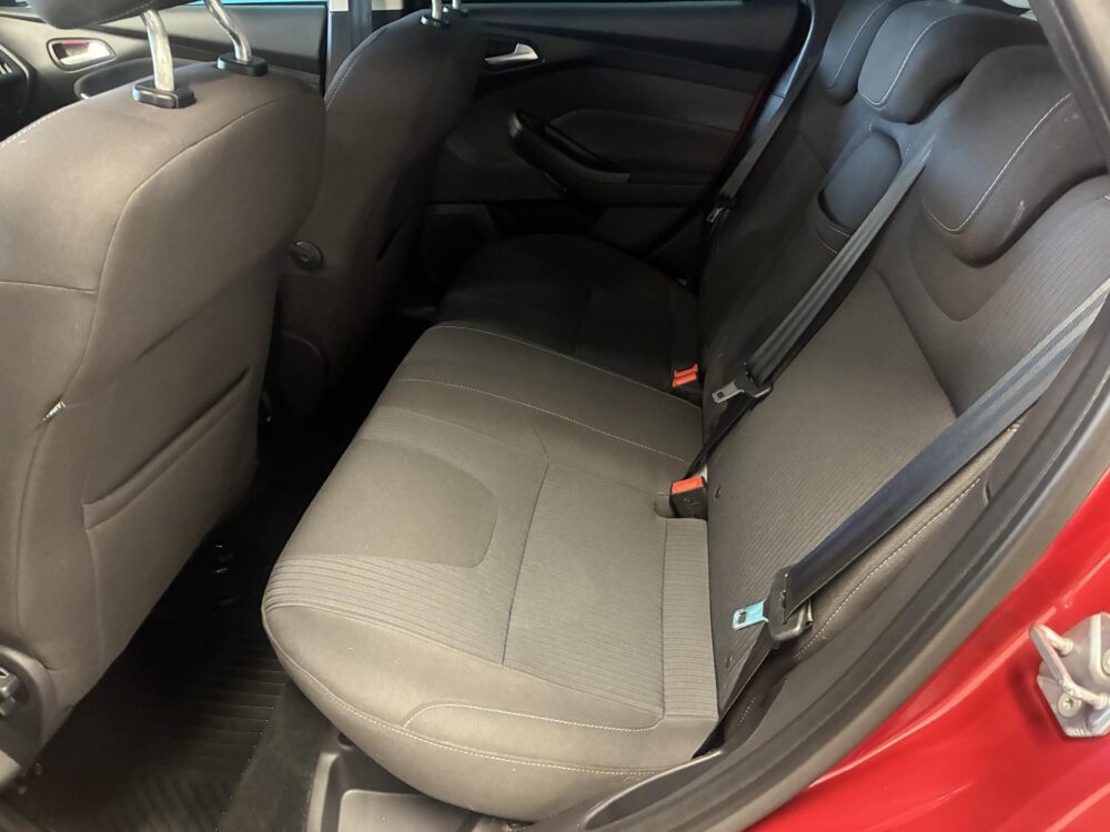 Ford Focus 8