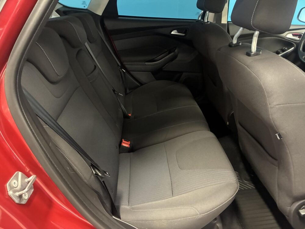 Ford Focus 10
