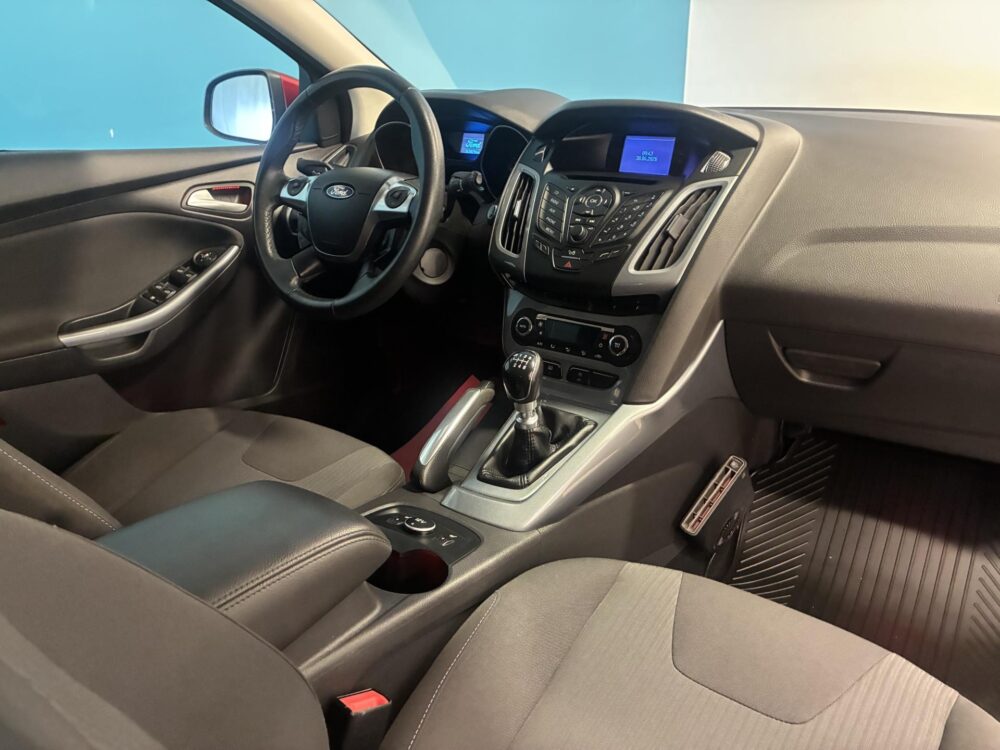 Ford Focus 12