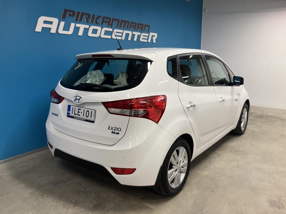 Hyundai ix20 4