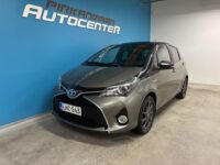 Toyota Yaris 1