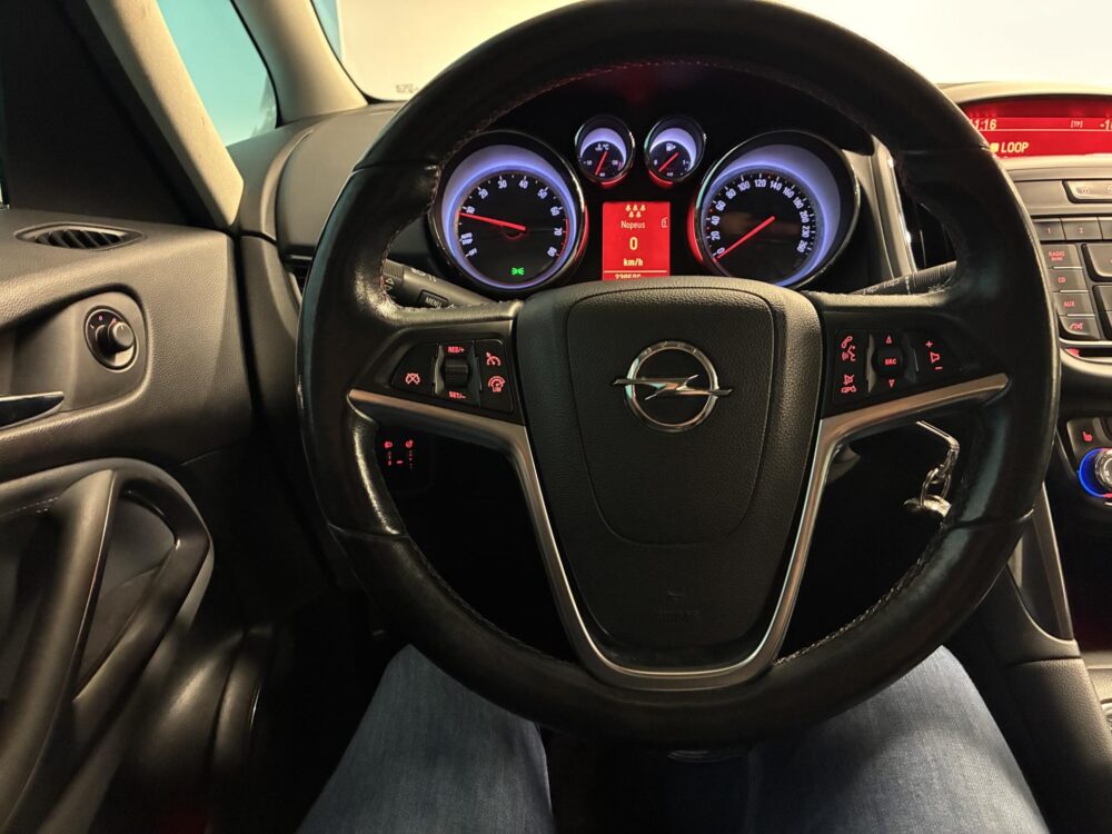 Opel Zafira Tourer 12