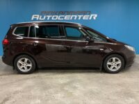 Opel Zafira Tourer 5