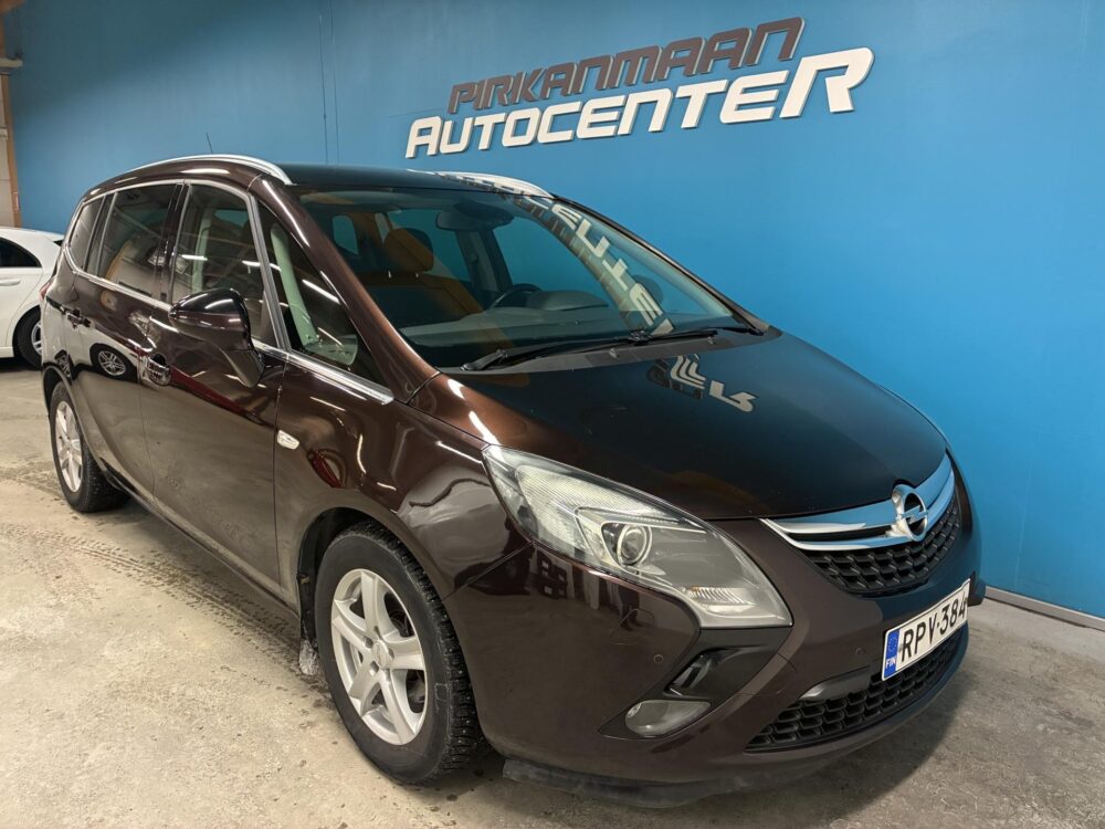 Opel Zafira Tourer 6