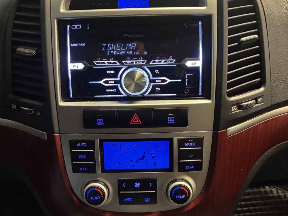 Hyundai Santa Fe 15