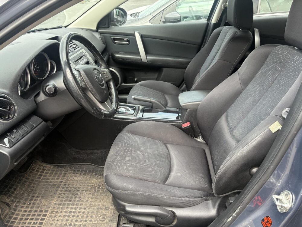 Mazda 6 4