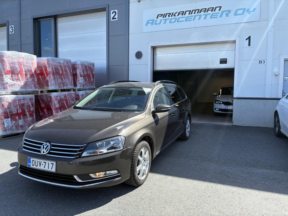 Volkswagen Passat 1