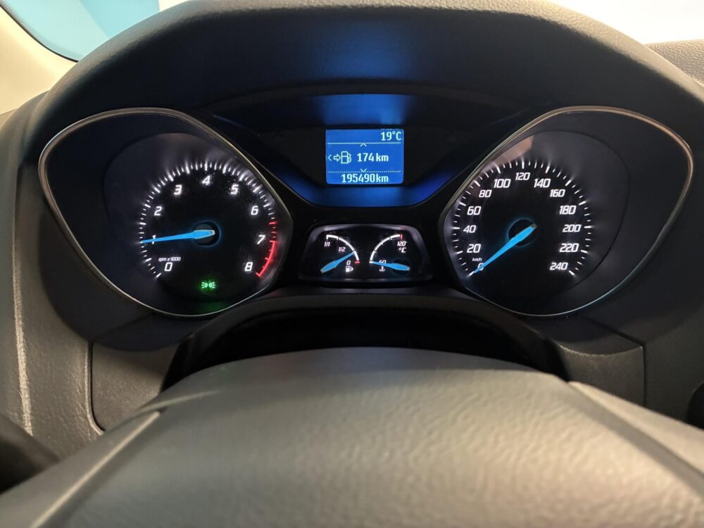 Ford Focus 14