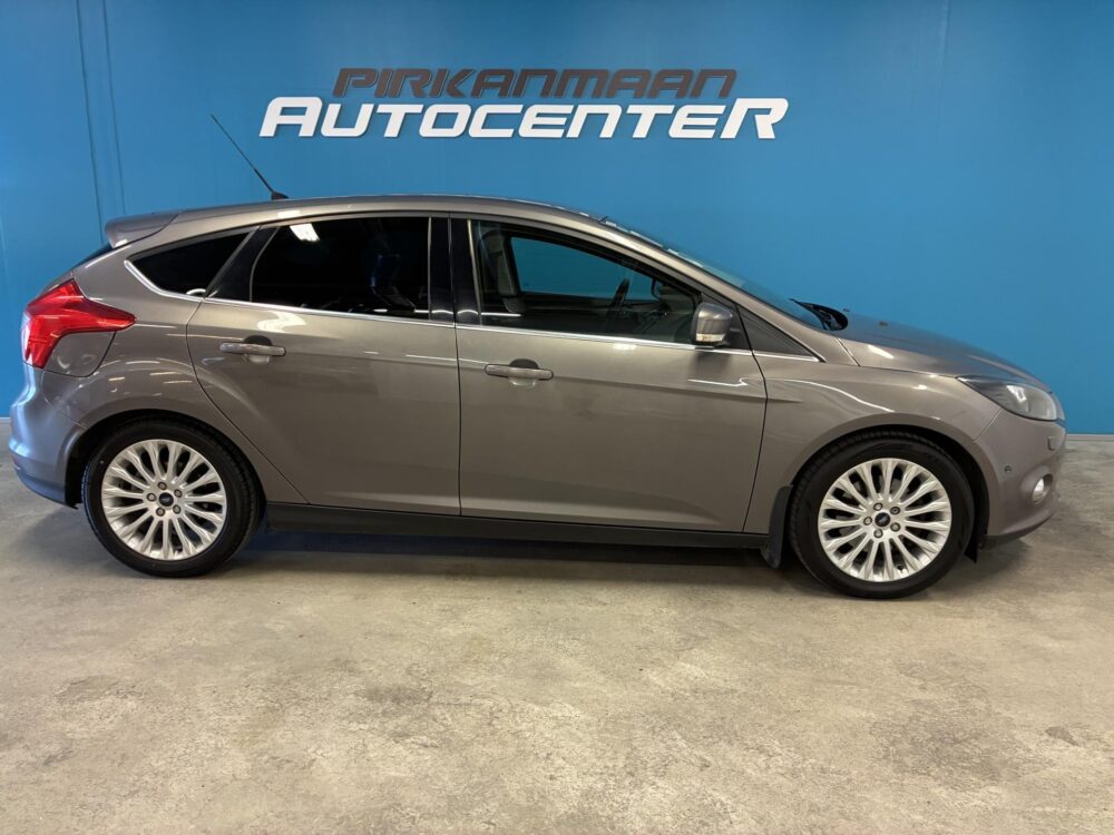 Ford Focus 5