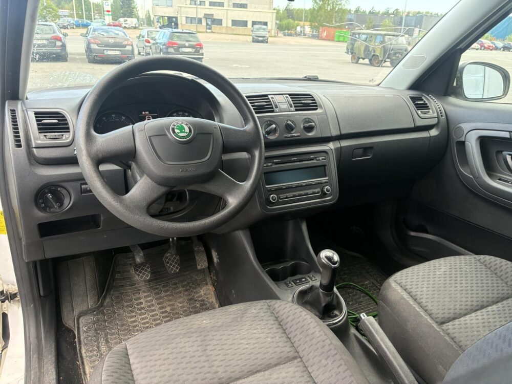 Skoda Roomster 5