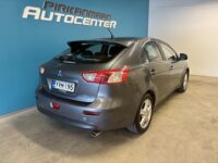 Mitsubishi Lancer 4