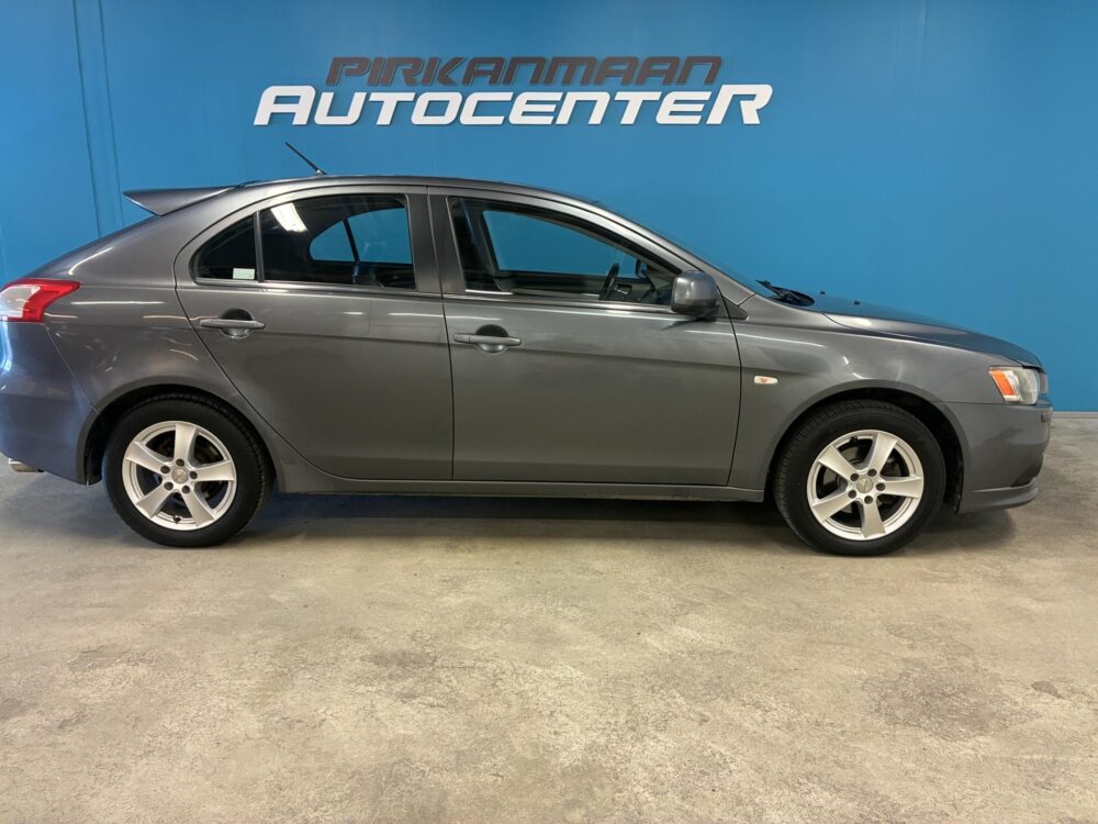Mitsubishi Lancer 5