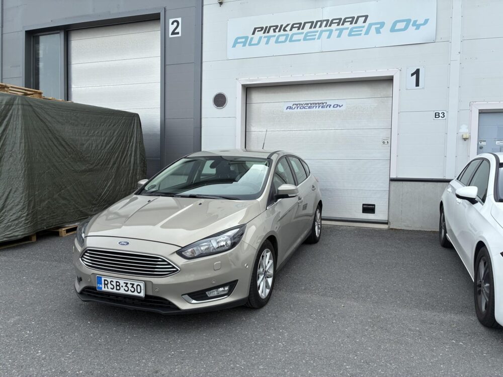 Ford Focus 1