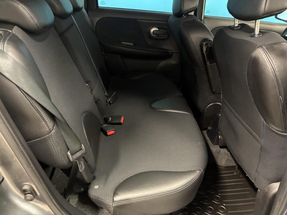Nissan Note 8