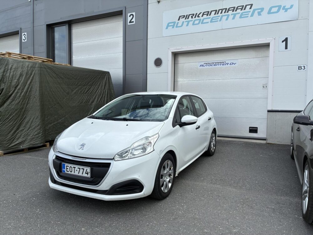 Peugeot 208 1