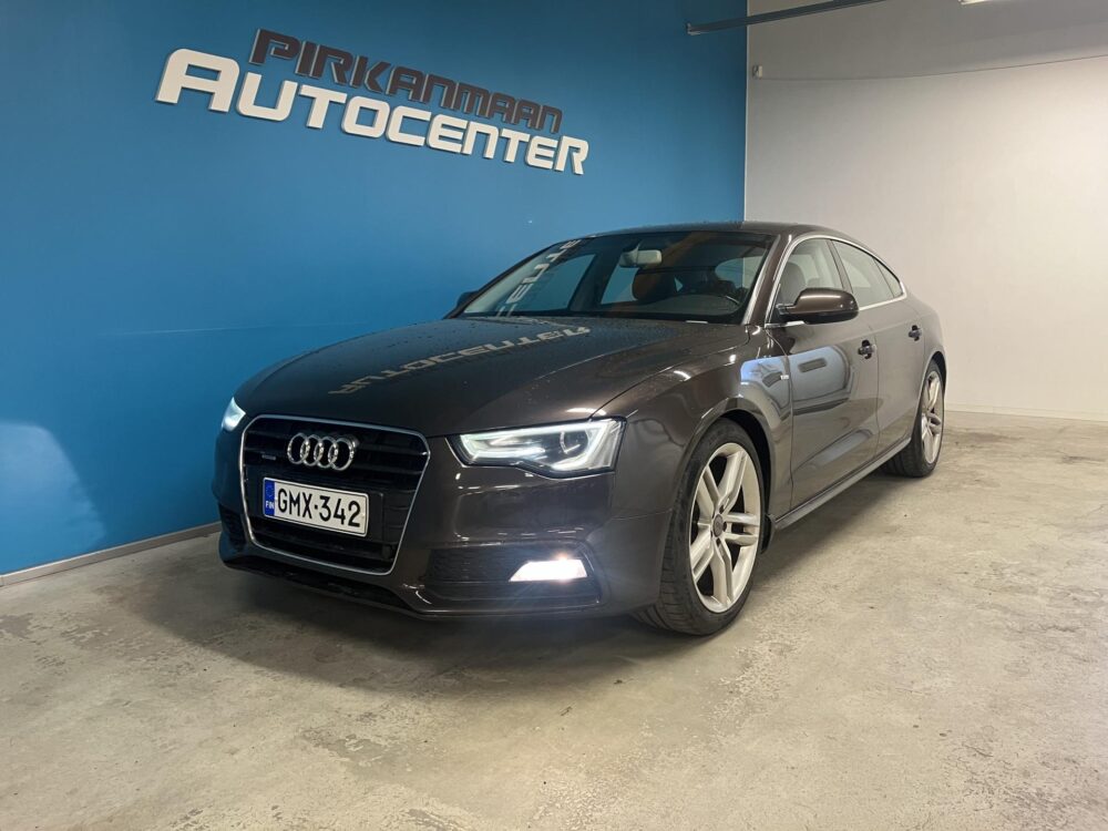 Audi A5 1