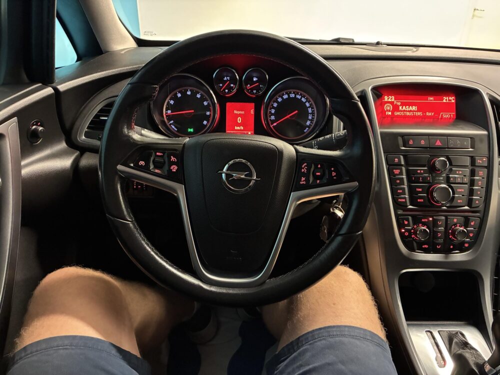 Opel Astra 11