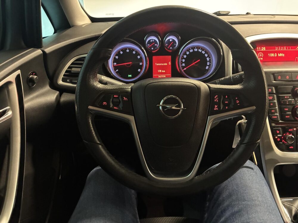 Opel Astra 11