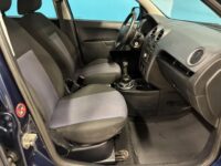 Ford Fusion 9