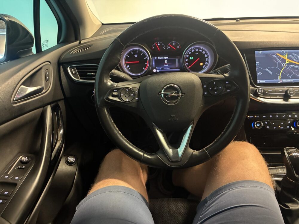 Opel Astra 11