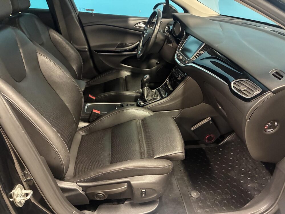 Opel Astra 9