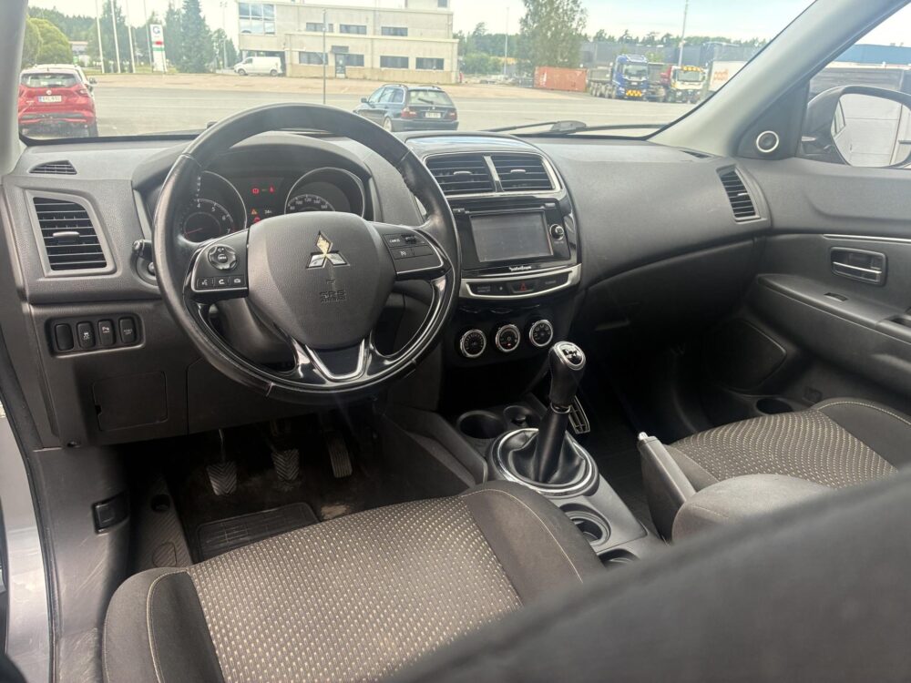 Mitsubishi ASX 6
