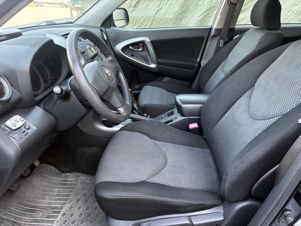 Toyota RAV4 5