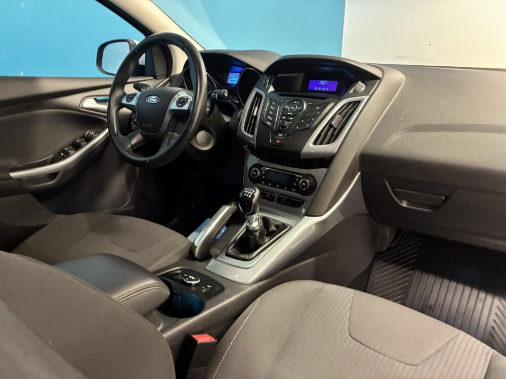 Ford Focus 12