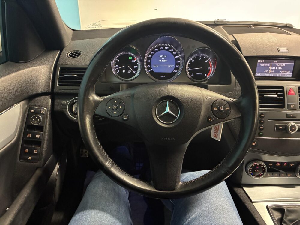 Mercedes-Benz C 12