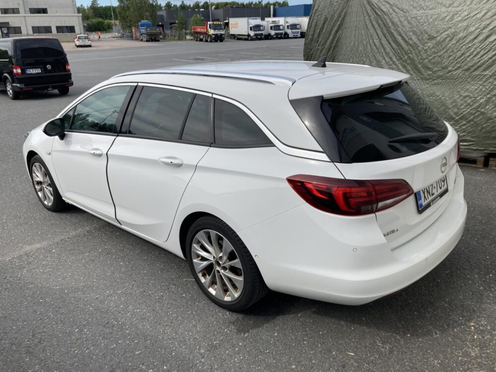 Opel Astra 2