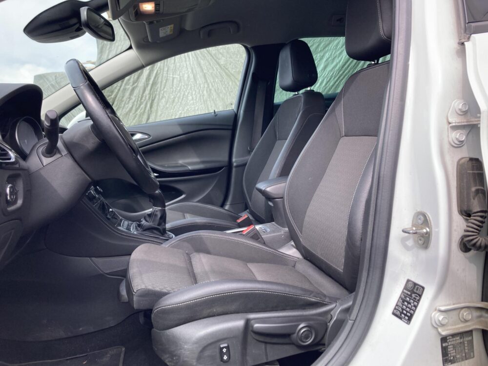 Opel Astra 4