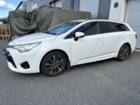 Toyota Avensis 2