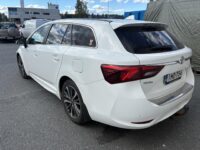 Toyota Avensis 3