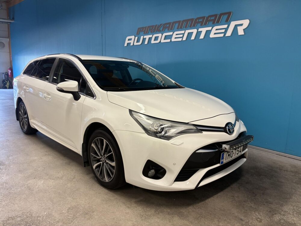 Toyota Avensis 6