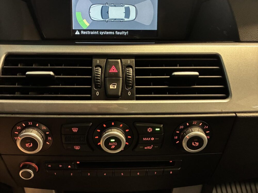 BMW 523 12