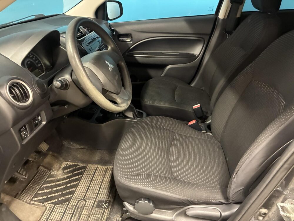 Mitsubishi Space Star 4