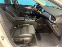 Opel Insignia 9