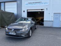 Volkswagen Golf 1