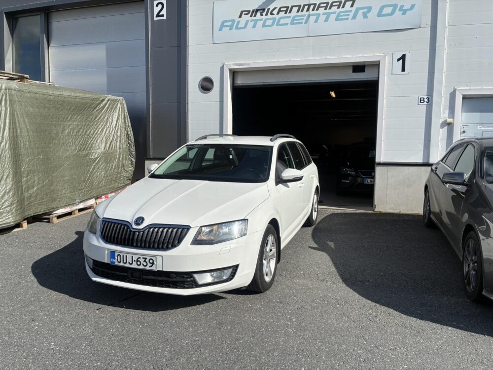 Skoda Octavia 1